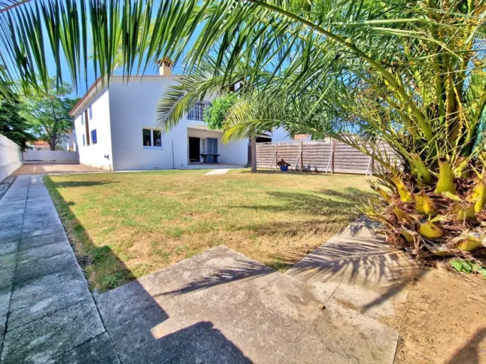 immobilier empuria brava: villa 6 pièces 196 m², beau jardin avec possibilité piscine