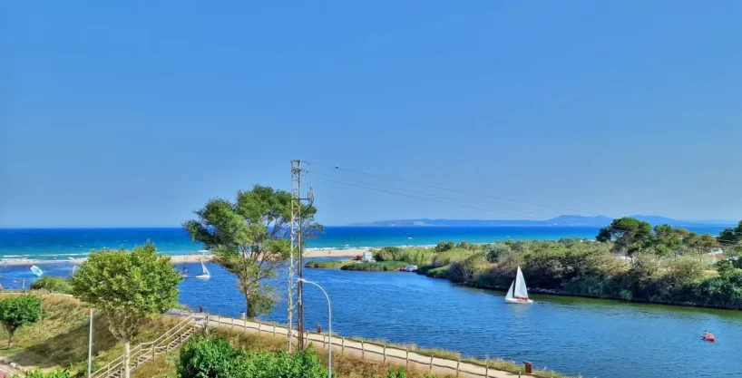 Apartament preciosa vista Empuriabrava 3 habitacions 43 m², vistes al mar/canal