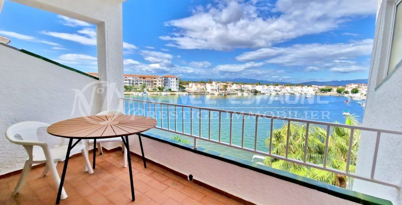 appartement vue lac empuriabrava 2 pièces 54 m², terrasse vue marina